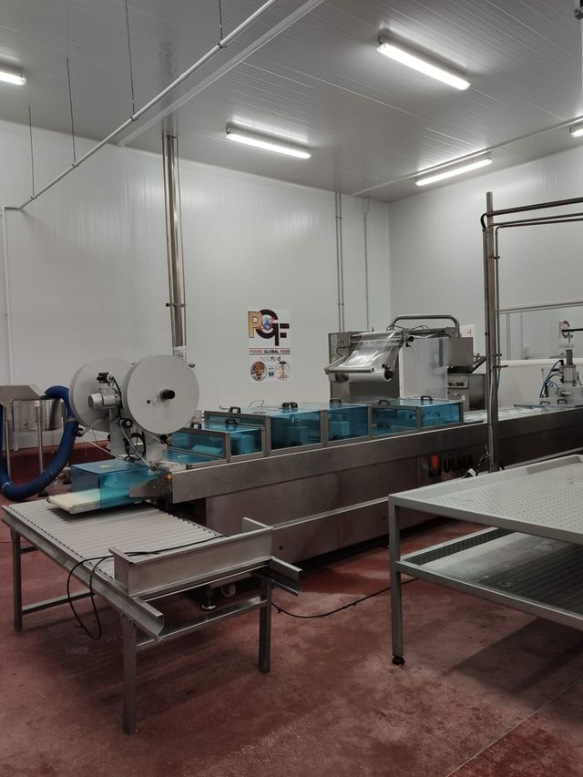 SALAS DE DESPIECE Y ELABORADOS CÁRNICOS
